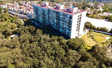 Frente a Cumbres de Santa Fe: 