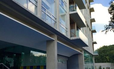 Frente a Cumbres de Santa Fe: 