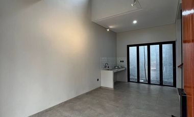 Rumah 2 Lantai Akses Strategis menuju Jaksel dan Tangerang BSD