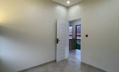 Rumah 2 Lantai Akses Strategis menuju Jaksel dan Tangerang BSD