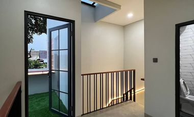 Rumah 2 Lantai Akses Strategis menuju Jaksel dan Tangerang BSD