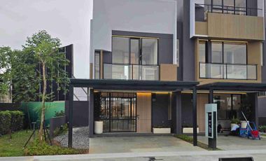 Rumah Dijual Park Serpong Tipe Gold Beverly Nempel Gading Serpong - BSD FREE PPN 11%