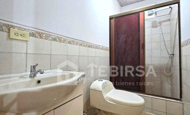 Venta de Propiedad Rentera, 4 departamentos y Local comercial - Ciudadela IETEL, Norte de Guayaquil