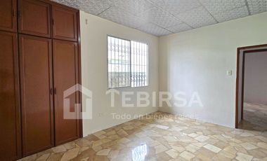 Venta de Propiedad Rentera, 4 departamentos y Local comercial - Ciudadela IETEL, Norte de Guayaquil