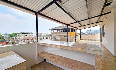 Venta de Propiedad Rentera, 4 departamentos y Local comercial - Ciudadela IETEL, Norte de Guayaquil