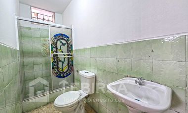 Venta de Propiedad Rentera, 4 departamentos y Local comercial - Ciudadela IETEL, Norte de Guayaquil