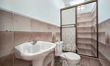 Venta de Propiedad Rentera, 4 departamentos y Local comercial - Ciudadela IETEL, Norte de Guayaquil