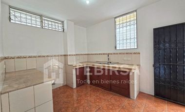 Venta de Propiedad Rentera, 4 departamentos y Local comercial - Ciudadela IETEL, Norte de Guayaquil