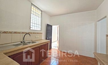 Venta de Propiedad Rentera, 4 departamentos y Local comercial - Ciudadela IETEL, Norte de Guayaquil