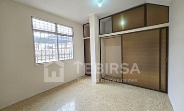 Venta de Propiedad Rentera, 4 departamentos y Local comercial - Ciudadela IETEL, Norte de Guayaquil