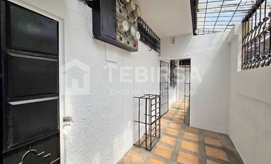 Venta de Propiedad Rentera, 4 departamentos y Local comercial - Ciudadela IETEL, Norte de Guayaquil