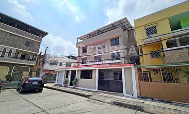 Venta de Propiedad Rentera, 4 departamentos y Local comercial - Ciudadela IETEL, Norte de Guayaquil