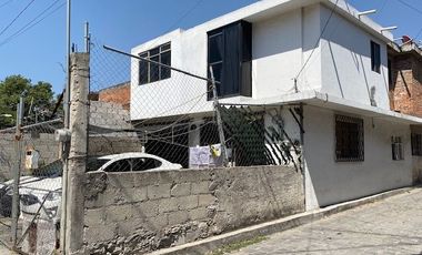 CASA EN ESQUINA EN VENTA EN COLONIA AMPLIACIÓN REFORMA, MUY CERCA DE ESTEBAN DE ANTUÑANO Y ZAVALETA, PUEBLA