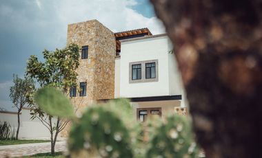 Casa nueva en privada con vigilancia en San Miguel de Allende