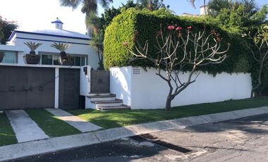 CASA EN VENTA EN FRACCIONAMIENTO LOMAS DE COCOYOC MORELOS