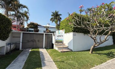 CASA EN VENTA EN FRACCIONAMIENTO LOMAS DE COCOYOC MORELOS