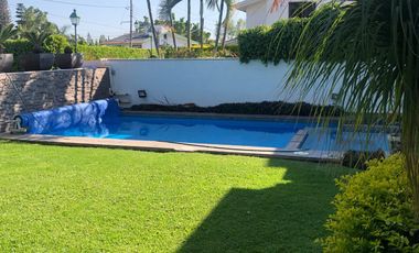 CASA EN VENTA EN FRACCIONAMIENTO LOMAS DE COCOYOC MORELOS