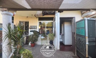 VENDE AMPLIA CASA EN PROVIDENCIA