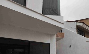 Casa en venta en El Palomar, Zona baja