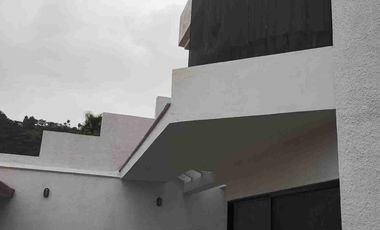 Casa en venta en El Palomar, Zona baja