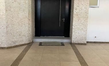 CASA EN VENTA EN ZAVALETA EN FRACCIONAMIENTO JARDINES DE ZAVALETA, RECÁMARAS ENORMES TODAS CON BAÑO, PUEBLA