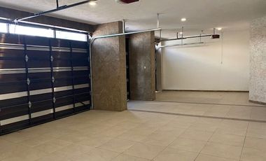 CASA EN VENTA EN ZAVALETA EN FRACCIONAMIENTO JARDINES DE ZAVALETA, RECÁMARAS ENORMES TODAS CON BAÑO, PUEBLA