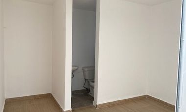 CASA EN VENTA EN ZAVALETA EN FRACCIONAMIENTO JARDINES DE ZAVALETA, RECÁMARAS ENORMES TODAS CON BAÑO, PUEBLA