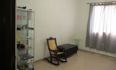 ARRIENDO APARTAMENTO AMPLIO BARRIO GUAYAQUIL CALI