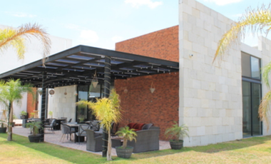 Local comercial (hotel boutique) EN VENTA ES REMATE UNICA OPORTUNIDAD DE NEGOCIO Camino Real A Cadereyta No. 12, Fracción A, Los Pérez, Ezequiel Mont