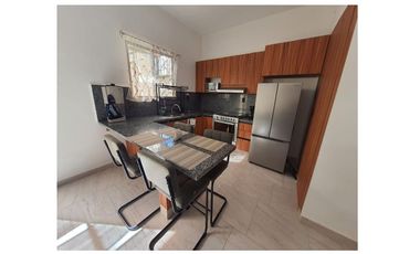 RENTA DE CASA AMUEBLADA  EN LA FLORIDA (RESIDENCIAL VALBUENA)