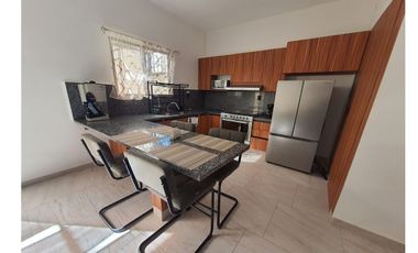 RENTA DE CASA AMUEBLADA  EN LA FLORIDA (RESIDENCIAL VALBUENA)