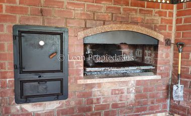Leon propiedades vende casa en sector Los Naranjos, Curacaví.
