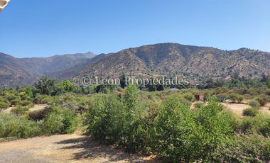Leon propiedades vende casa en sector Los Naranjos, Curacaví.