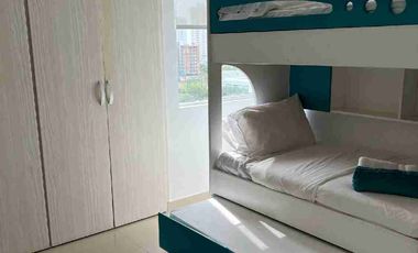 ARRIENDO APARTAMENTO AMOBLADO, DOS HABITACIONES, DOS BAÑOS, SALA, COMEDOR, COCINA, BALCÓN VISTA AL MAR,