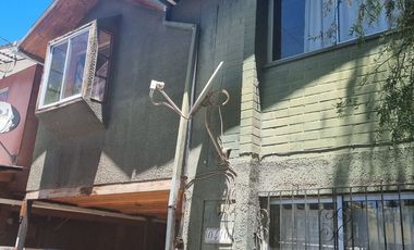 Amplia Casa en Buin Familiar en Barrio Tranquilo 4D+1 B+1E