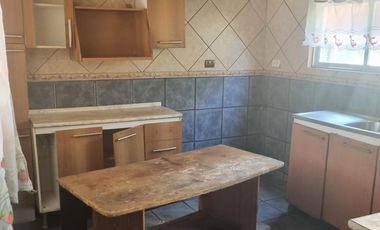 Amplia Casa en Buin Familiar en Barrio Tranquilo 4D+1 B+1E