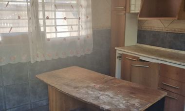 Amplia Casa en Buin Familiar en Barrio Tranquilo 4D+1 B+1E