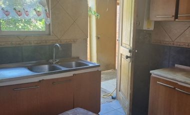 Amplia Casa en Buin Familiar en Barrio Tranquilo 4D+1 B+1E