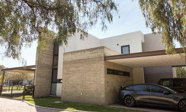 Casa Renta Viñedos de Polo