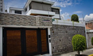Casa en venta sector Carcelén (Ex colegio Einstein)