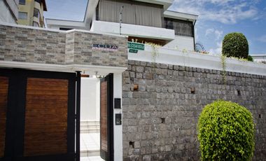 Casa en venta sector Carcelén (Ex colegio Einstein)