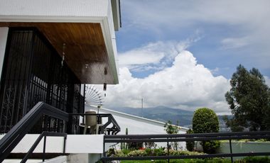 Casa en venta sector Carcelén (Ex colegio Einstein)