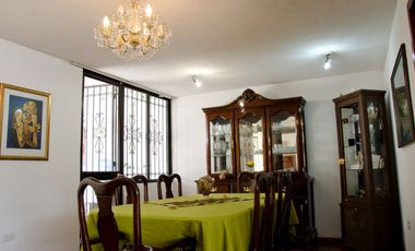 Casa en venta sector Carcelén (Ex colegio Einstein)