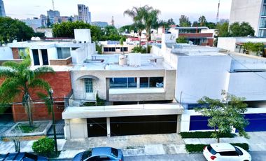 Casa en venta en colonia Juan Manuel, zona Monraz, Guadalajara