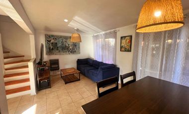 Se vende Acogedora propiedad aislada en condominio Jardines de las Vizcachas