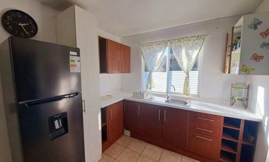 Se vende Acogedora propiedad aislada en condominio Jardines de las Vizcachas