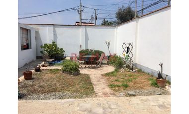 Casa Tipo Bungalow En Importante Terreno, En Esquina – Playa Los Pulpos, Lurín