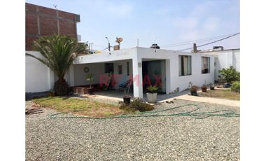 Casa Tipo Bungalow En Importante Terreno, En Esquina – Playa Los Pulpos, Lurín