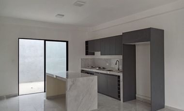 VENTA DE CASA EN URB TIERRA AMIGA