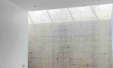 Dijual Rumah Plus Kolam Renang Komp. Senam Indah Jl. Terusan Jakarta Antapani